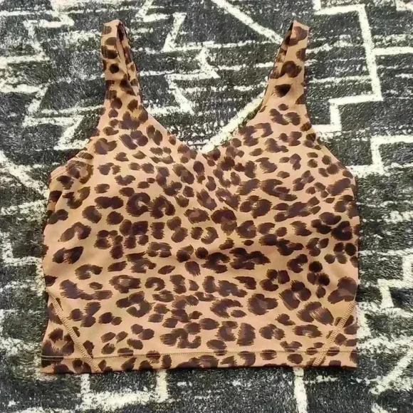 Oalka Cheetah Leopard Print Crop Yoga Tank XS A15 - Picture 1 of 4
